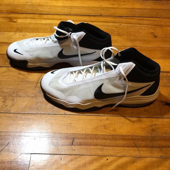 2015 Men’s Nike Air Max Audacity Sneakers - Picture 4 of 7